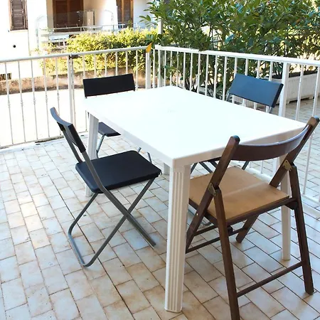 M295 - Marcelli, Bilocale A 200 Metri Del Mare Apartmán